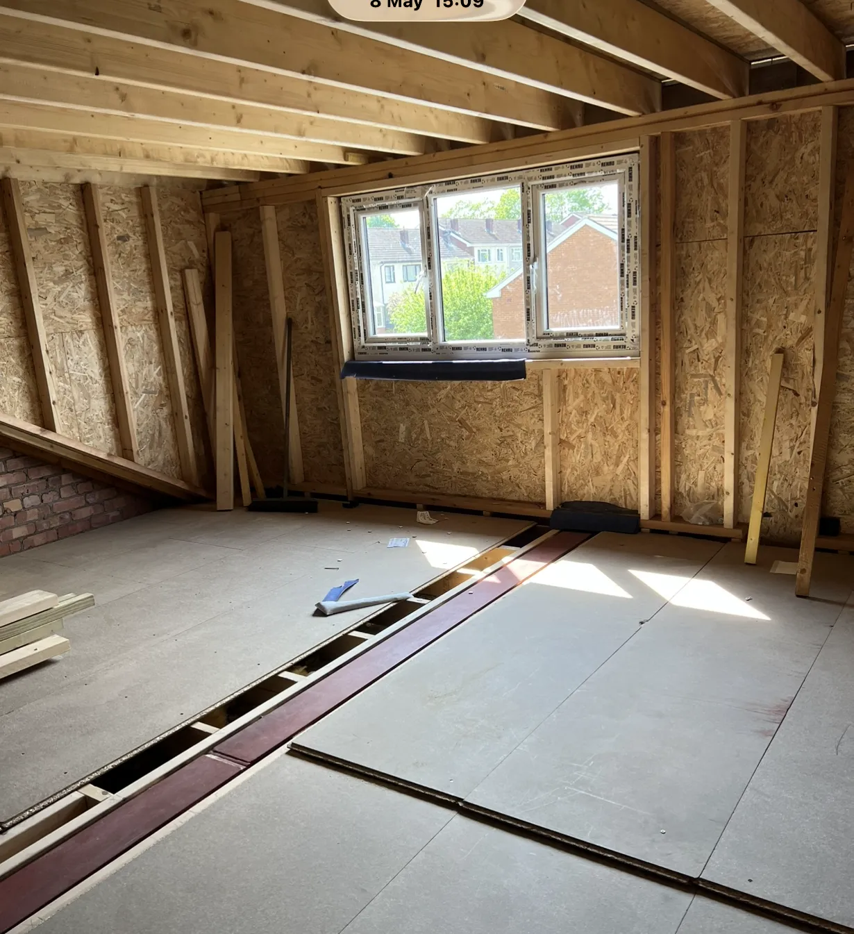 Loft conversion, In Springwood - with ensuite — photo 14 of 20