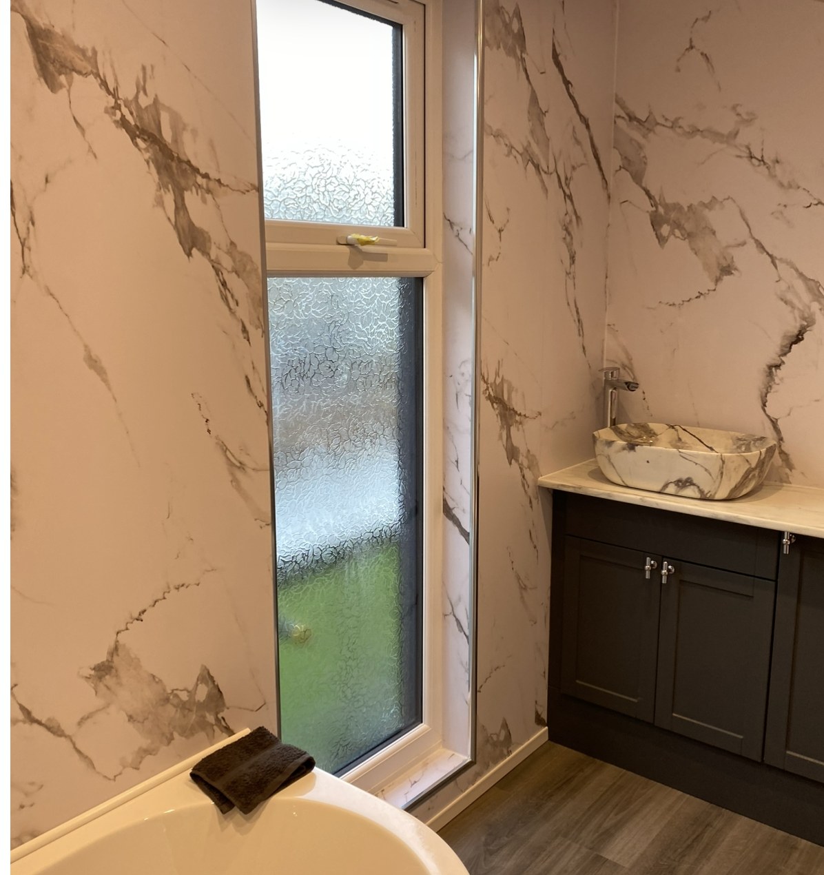 Dorma into an extra bathroom in Caerphilly — photo 4 of 10