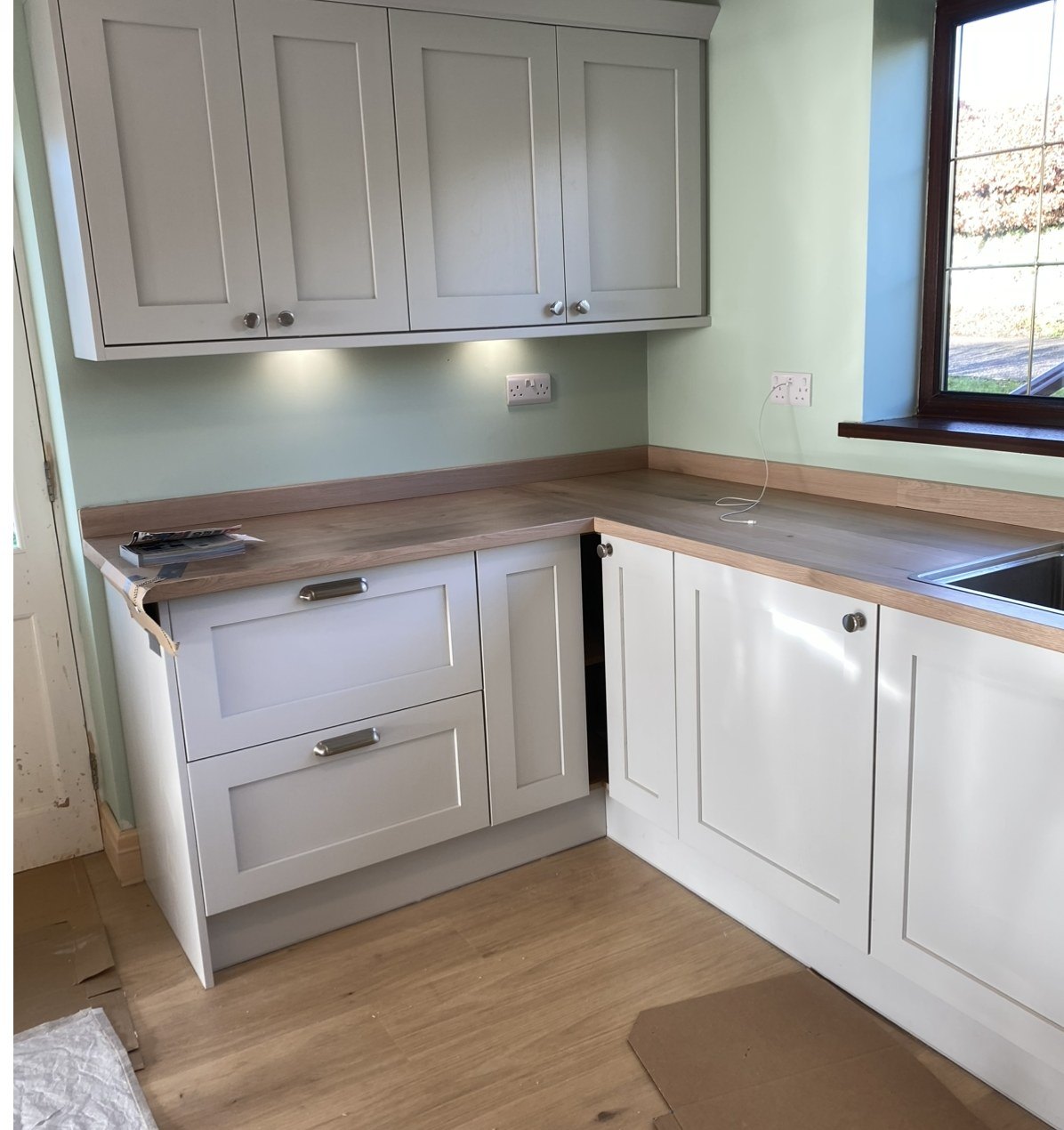 Kitchen, Pentyrch — photo 2 of 11